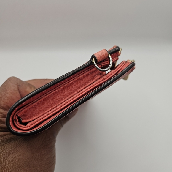 Michael Kors Peach Wallet - Picture 12 of 12